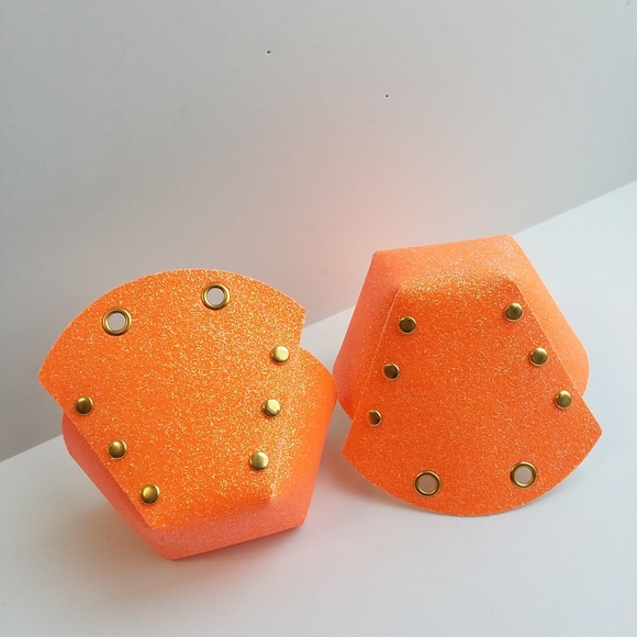 ROLLER SKATES TOE GUARDS   Glow in the dark ROLLER SKATE TOE CAPS - Picture 4 of 15